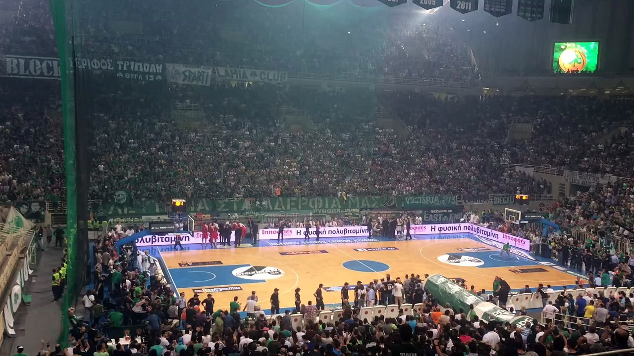 Bήματα Διαμαντίδη και αποθέωση