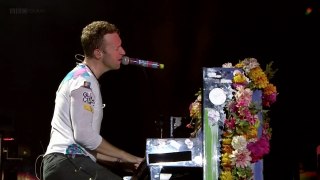 Coldplay - The Scientist live @ Radio 1's Big Weekend 2016