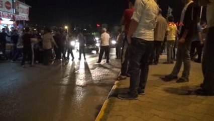 Şanlıurfa?da Sokak Ortasında Kavga: 12 Yaralı, 7 Gözaltı