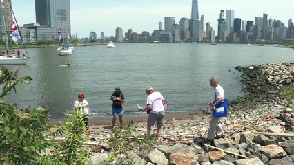 بولندي ينطلق من نيويورك في كاياك ليحتفل بعيد السبعين في لشبونة