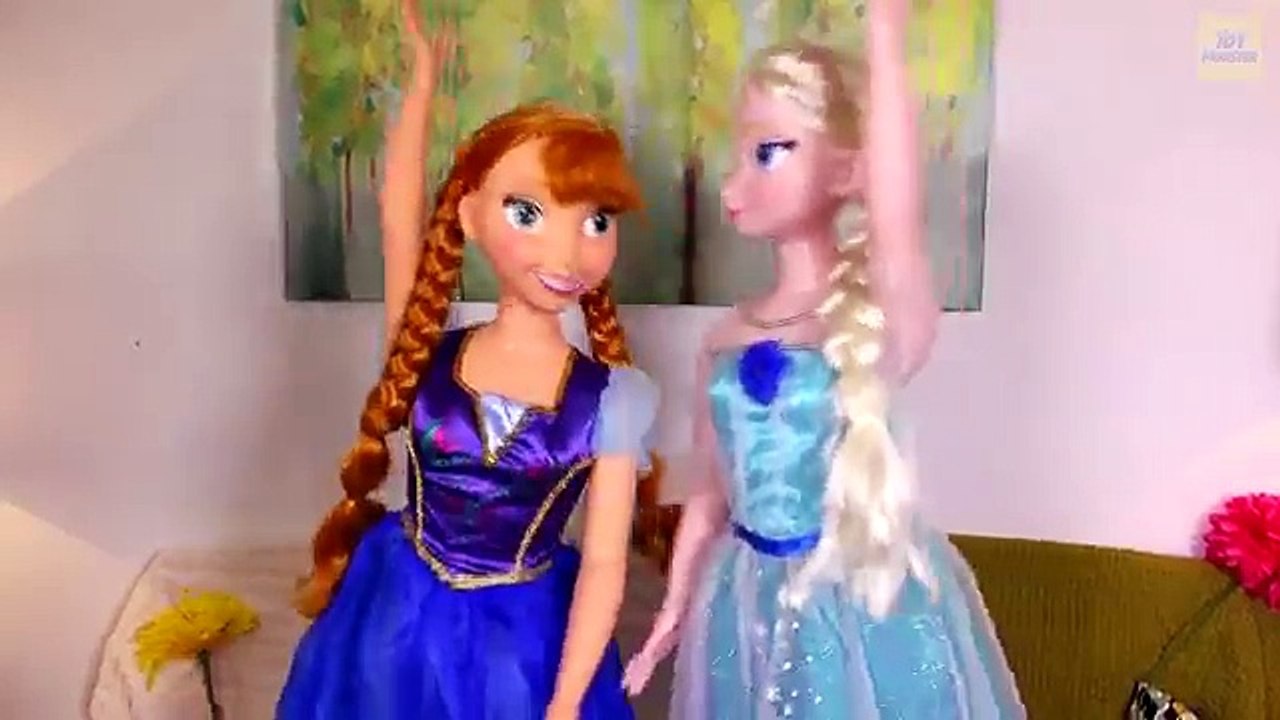 Frozen Elsa _ Anna Become Dolls! w- Spiderman, Joker, Doctor _ Evil Elsa! Funny Superheroes -)