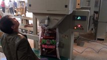 Wheat seed packaging machine DCS-25 by Kaifeng Hyde Machinery KFHDJX - Bagging