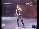 Bon Jovi - Twist and Shout (Live Paris 2001)