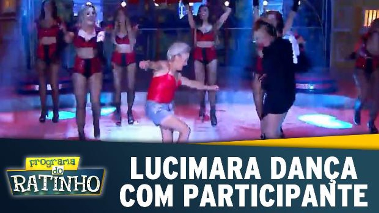 Lucimara dança com participante