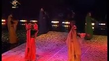 Красивая песня и танец.