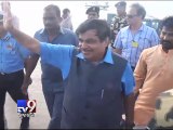 Nitin Gadkari announces Dwarka-Somnath highway, Okha-Bet Dwarka bridge projects - Tv9 Gujarati