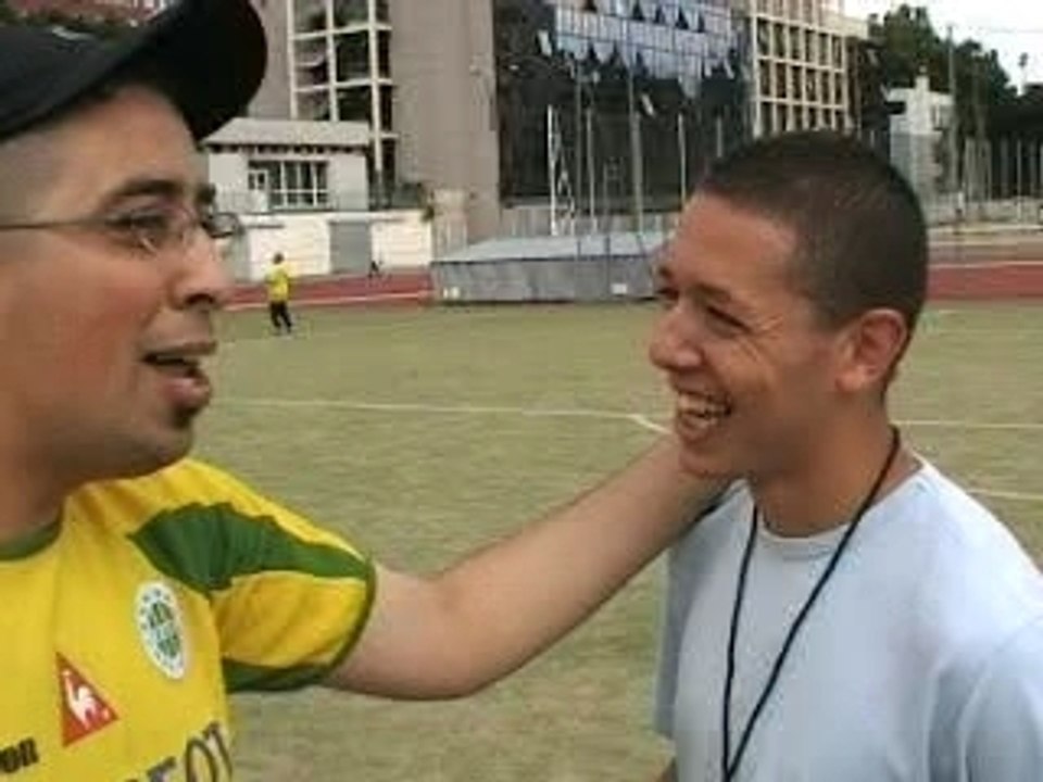 Tournoi DZfoot 2007_la pression de happosai sur l'arbitre