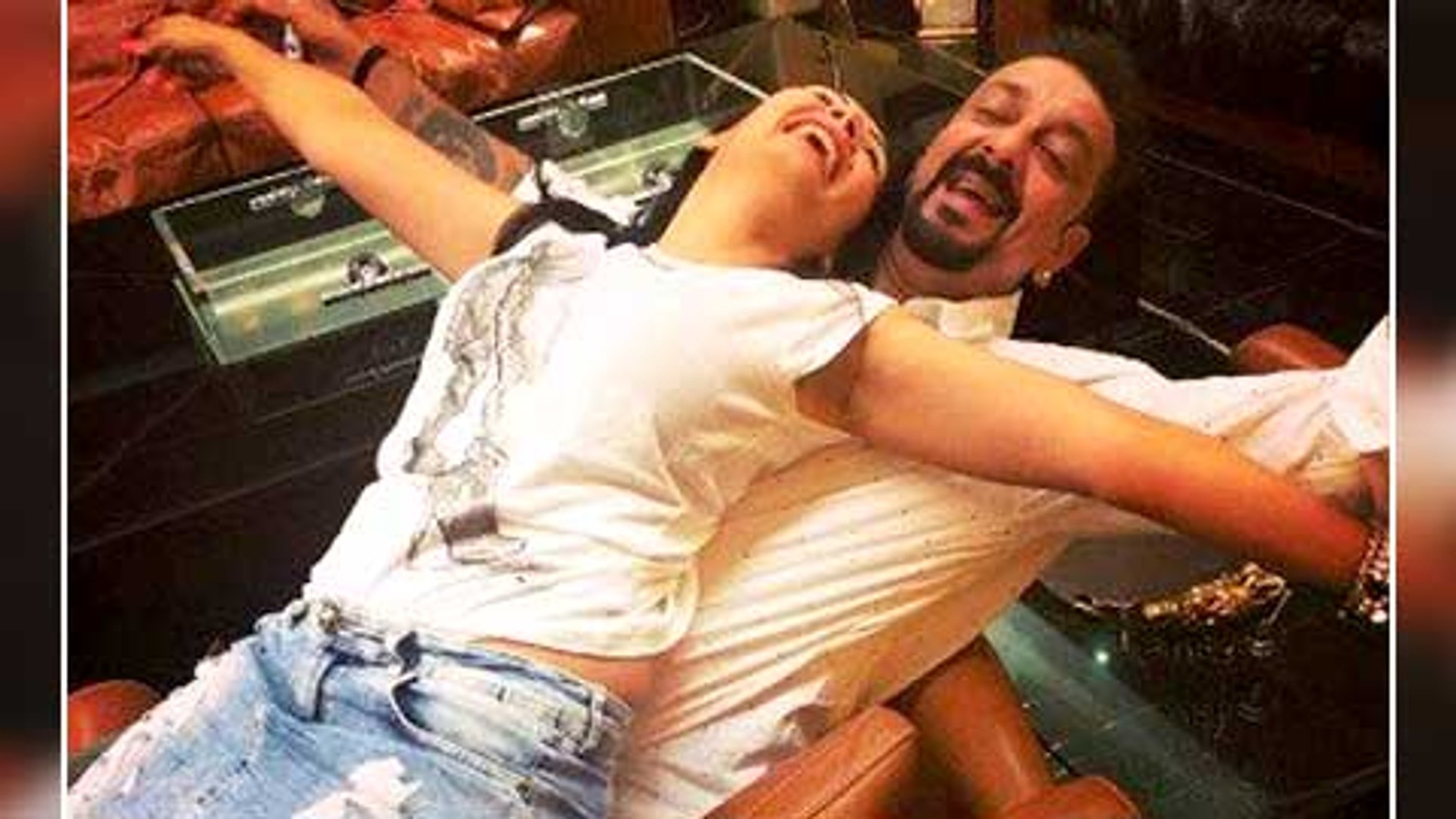 WATCH! Sanjay Dutt - Manyata Dutt HOT Romantic Dance Video