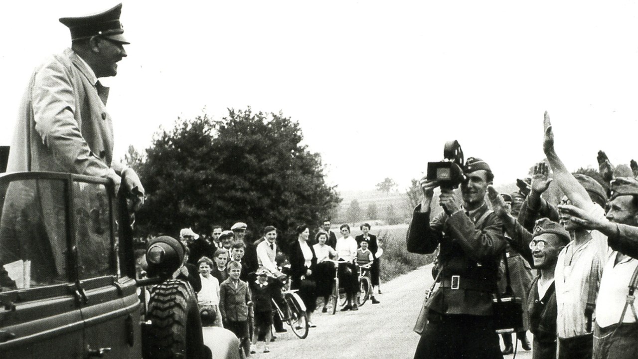 39/40 THE WAR THROUGH A LENS
