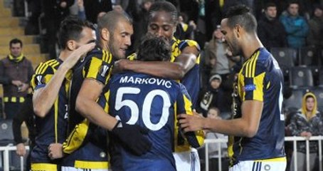 Fenerbahçe 4 Futbolcu ile Yollarını Ayırdı