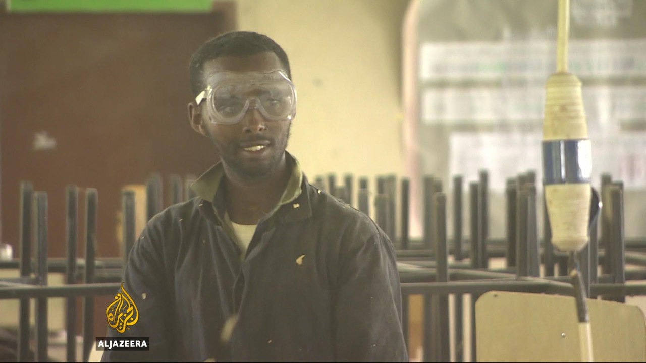 Former fighters in Ethiopia's Ogaden learn new skills