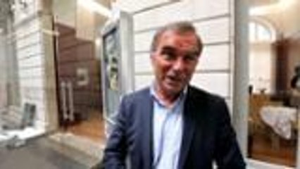 Bernard Hinault honoré à Pau