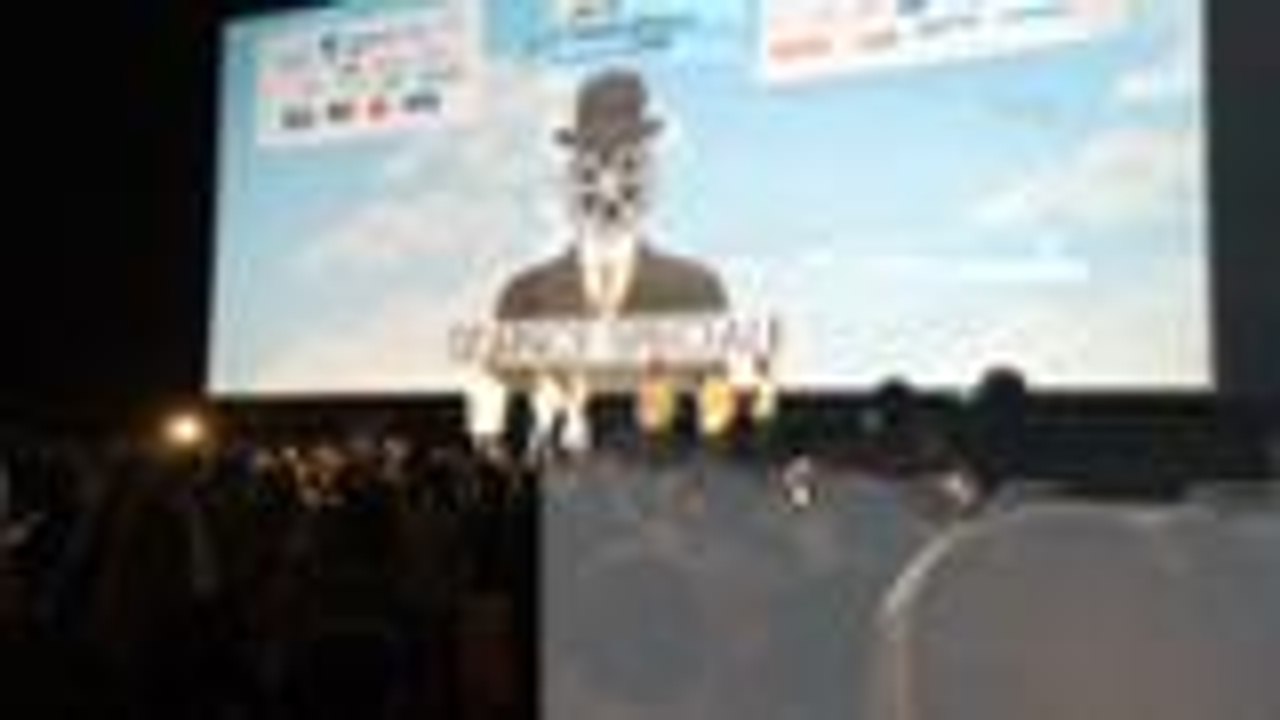 Carat fait du bruit pour Kev Adams et "Les nouvelles aventures d'Aladin"