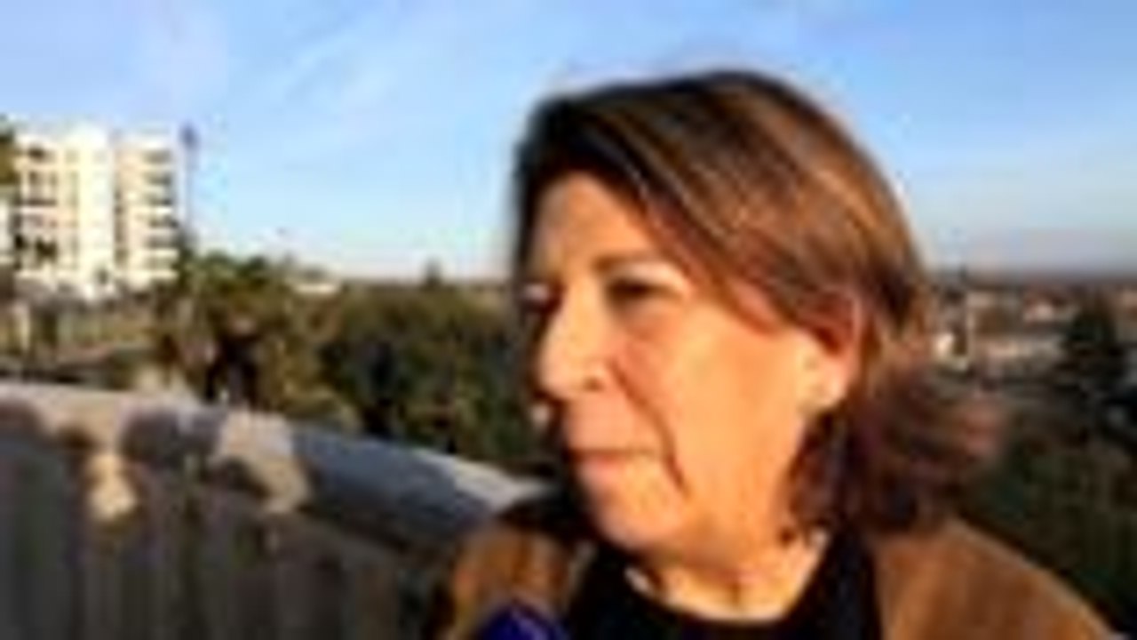 Corinne Lepage rend visite à Eurydice Bled à Pau