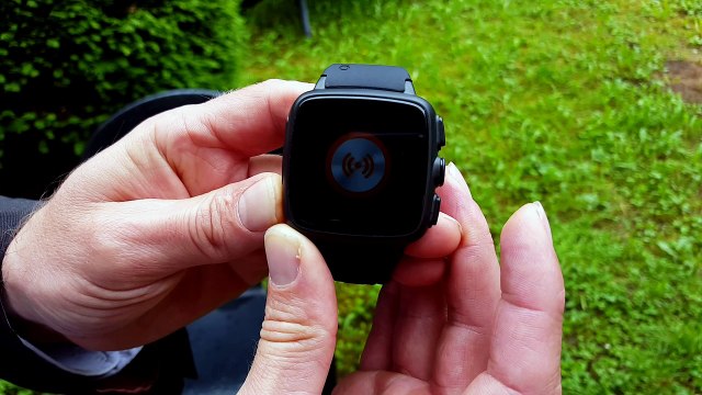 En Dordogne, une montre connectée pour lutter contre la dépendance
