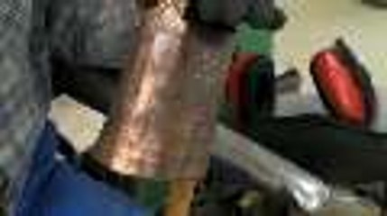 Vacances : chez un fabricant de sonnailles