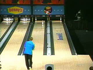 Не реальный бросок в боулинге
