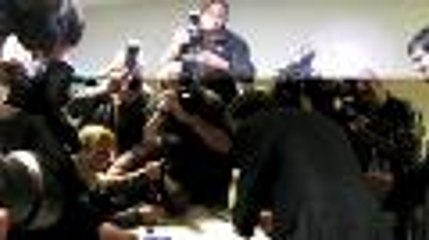 1er tour de la présidentielle - François Bayrou a voté