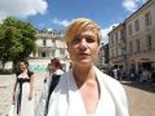 Angoulême: l'étonnant flashmob des jeunes mariées 1