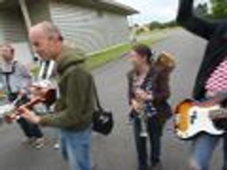 Old Blind Orkestra était en résidence au Vingt-Sept à Rouillac (vidéo Phil Messelet)