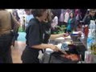 Foire de Paris: Christelle vice-championne de plancha (vidéo Christelle Lasaires)