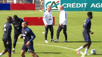 Bleus - Benzema s'en prend à Deschamps et Valbuena