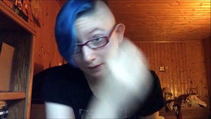 Pros & Cons Of Short Hair & an Undercut