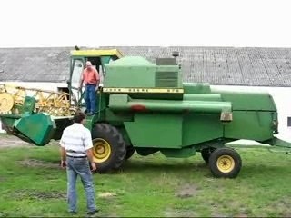 John Deere 975