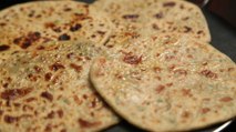 Matar Ka Parantha | Green Peas Paratha Recipe | Ruchi's Kitchen