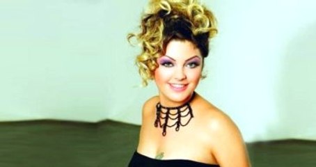 Sinem Umaş Aradığı Aşkı Yeşil Sahada Buldu