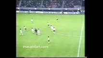 18.10.1989 - 1989-1990 UEFA Cup 2nd Round 1st Leg Paris Saint-Germain 0-1 Juventus