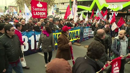 Manifestantes pedem mudanças trabalhistas no Chile