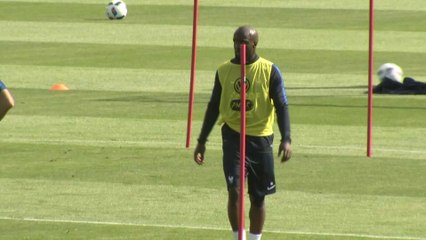 Foot - Bleus : Diarra forfait, Schneiderlin dans la liste