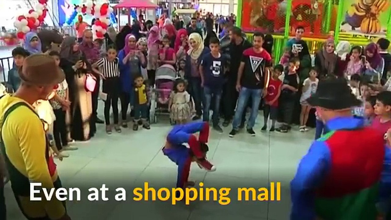 Watch the BONELESS BOY  VIRAL VIDEO