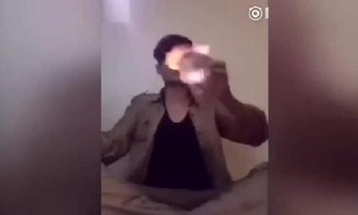 Alevli içki içmeye çalışan gencin feci sonu