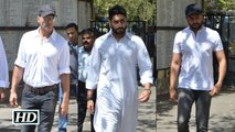 Abhishek Akshay and Riteish are attendees on Vikas Mohans cremation