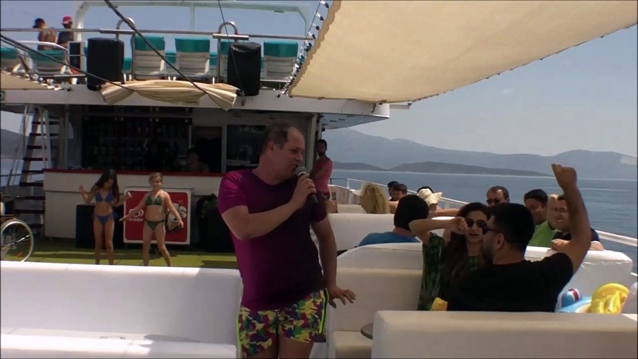 Çeşme koylarında deniz gezisi