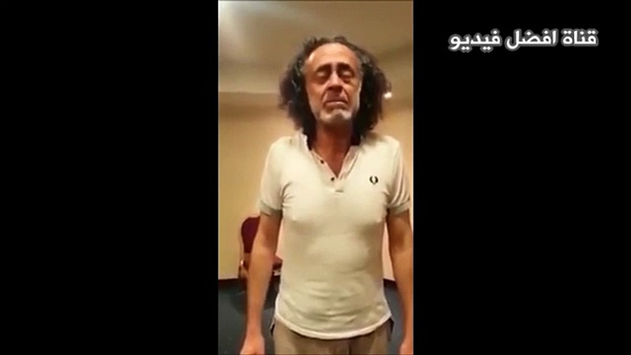 بكاء مؤثر لرجل لحظة دخوله الاسلام. . Convert To Islam