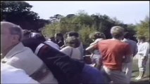 En 1986, un garçon de 5 ans était tombé dans un enclos à gorilles, voici ce que le gorille a fait!