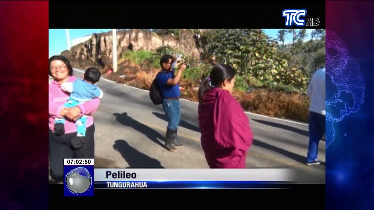 Al menos 300 familias aisladas por colapso de una vía