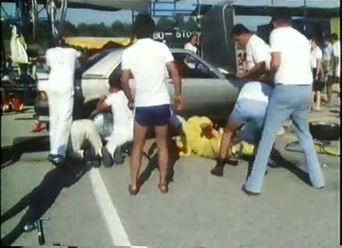 Este Mercedes 190E Cosworth foi pilotado durante 201 horas seguidas a 250 km/h