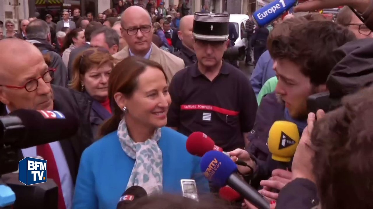 Inondations: des personnes évacuées en barque du centre-ville de Nemours