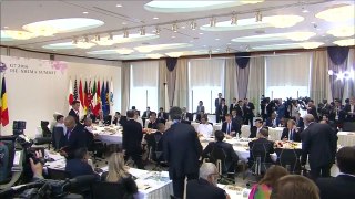 G7 leaders hold talks with outreach countries