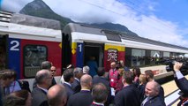 Renzi, Merkel, Hollande et Schneider-Ammann inaugurent le tunnel