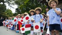 G7 Japan World leaders visit Shinto religion's holiest shrine