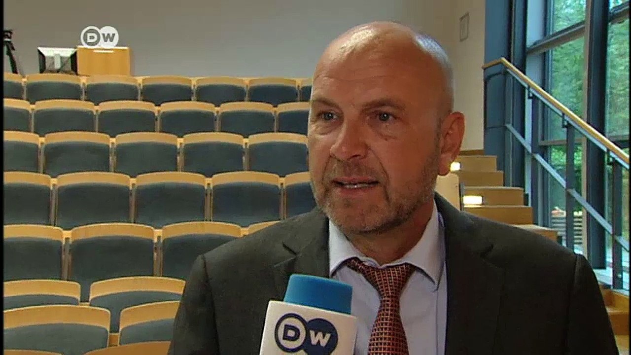 Hans-Georg Maaßen über Cybersicherheit | DW Nachrichten