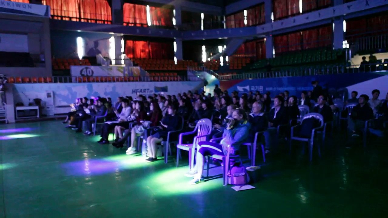 10월 27일 Great Taekwondo 국기원 태권도 시범단 공연 관람석 모습