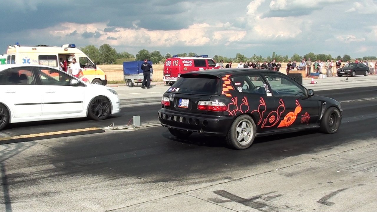 Honda Civic Turbo Vs. Ford Focus RS 2