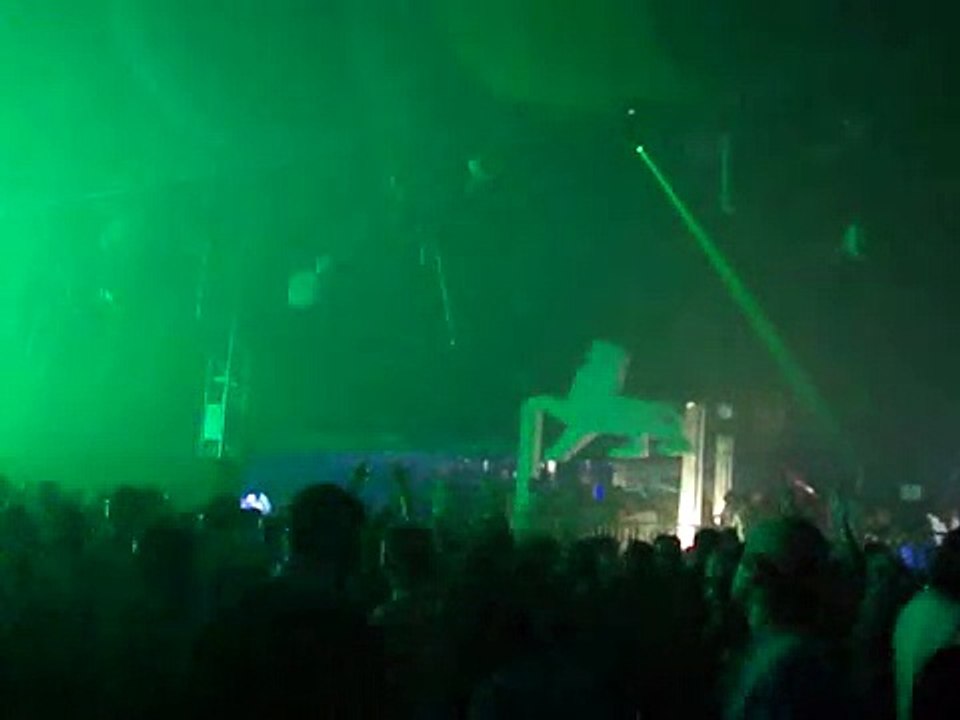 sasha @ tomorrowland (larocca) 25-07-10