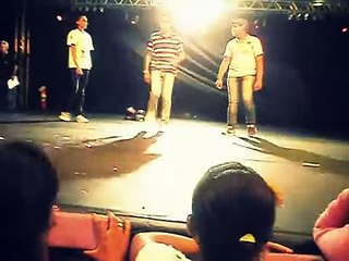 Apresentação Na Feira Cultural De Goiatuba 26/04/2012' Grupo The Angels Of Dance